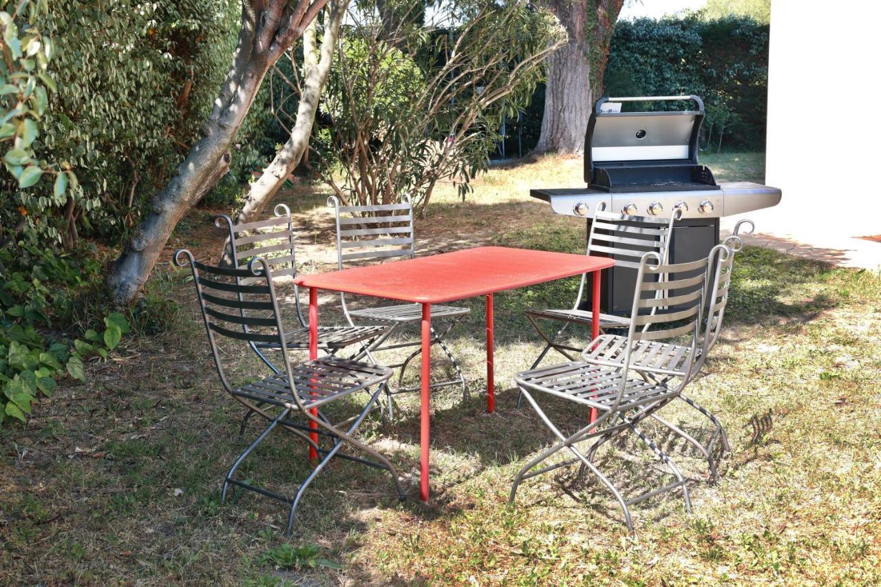 La Suite Du Mas Lauseta - Clim Et Park Aigues-Mortes Exterior foto